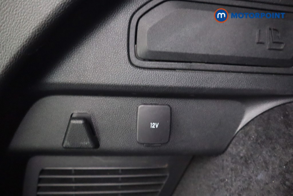 Used Ford Kuga 2021 for sale - 76706924: Photo 40