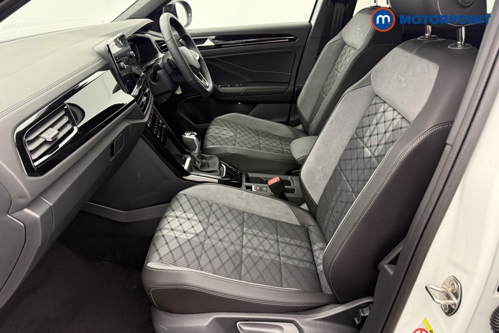 Used Volkswagen T-Roc 2025 for sale - 77500648: Photo 31