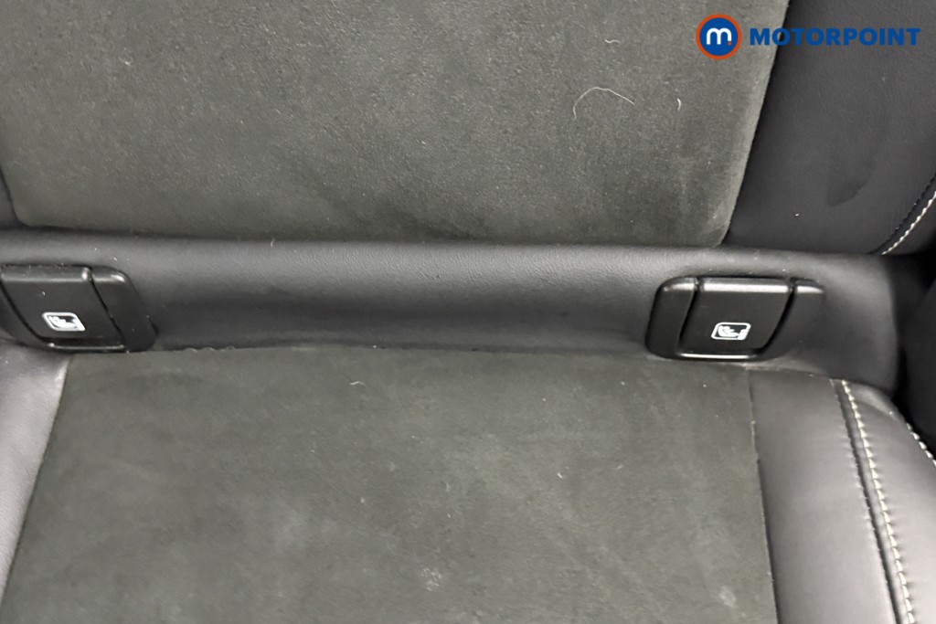 Used Volvo XC40 2022 for sale - 77117628: Photo 32