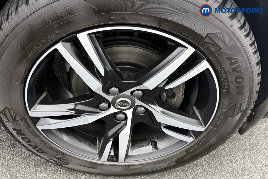 Used Volvo XC40 2022 for sale - 77117628: Photo 40