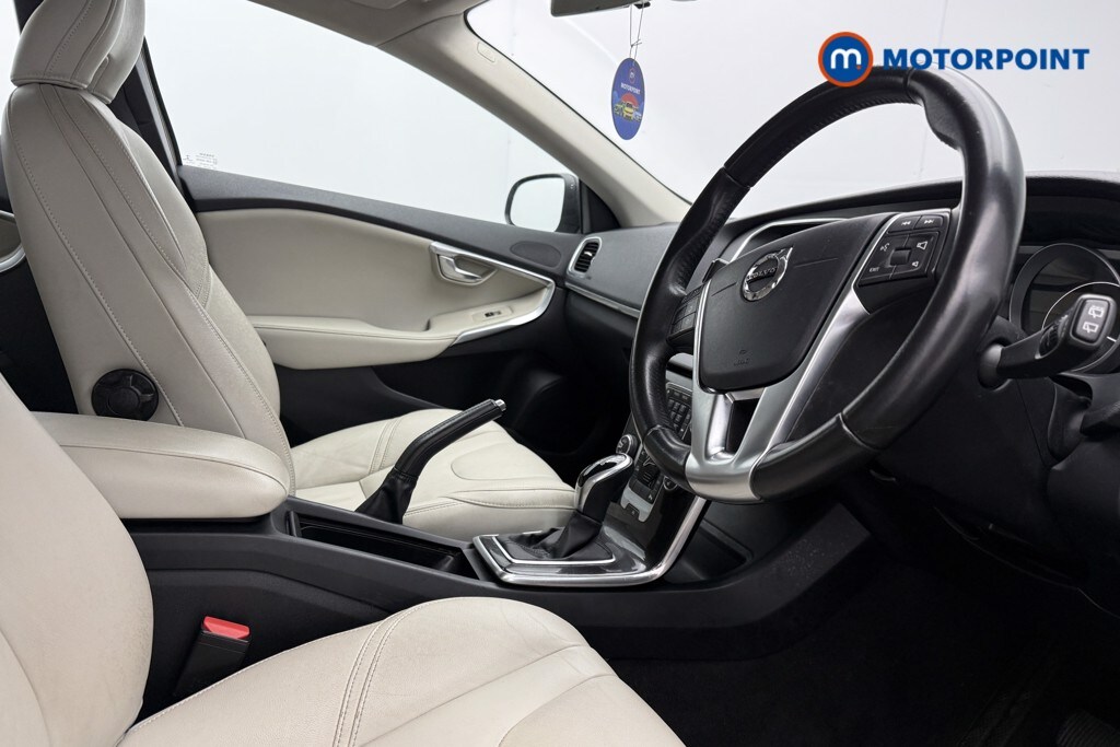 Used Volvo V40 2017 for sale - 77462835: Photo 13