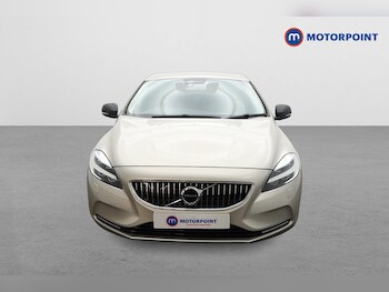 Used Volvo V40 2017 for sale - 77462835: Photo