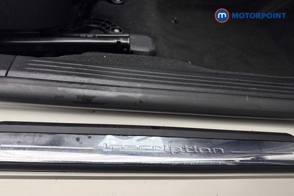 Used Volvo V40 2017 for sale - 77462835: Photo 30