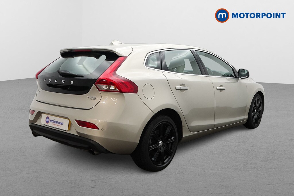 Used Volvo V40 2017 for sale - 77462835: Photo 7