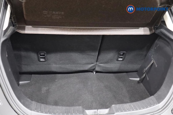 Used Mazda Mazda2 2024 for sale - 76206323: Photo 25