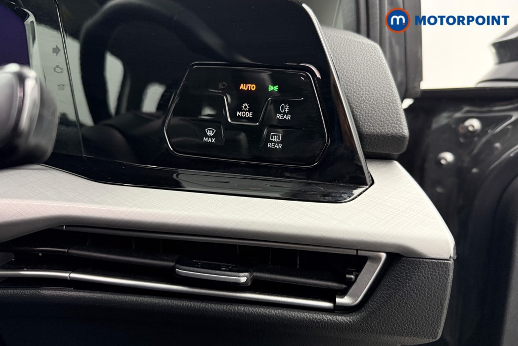 Used Volkswagen Golf 2024 for sale - 77407258: Photo 25