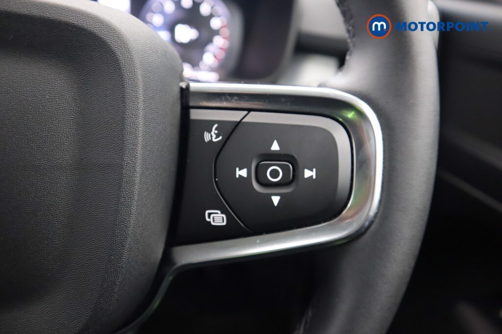 Used Volvo XC40 2022 for sale - 76653552: Photo 11