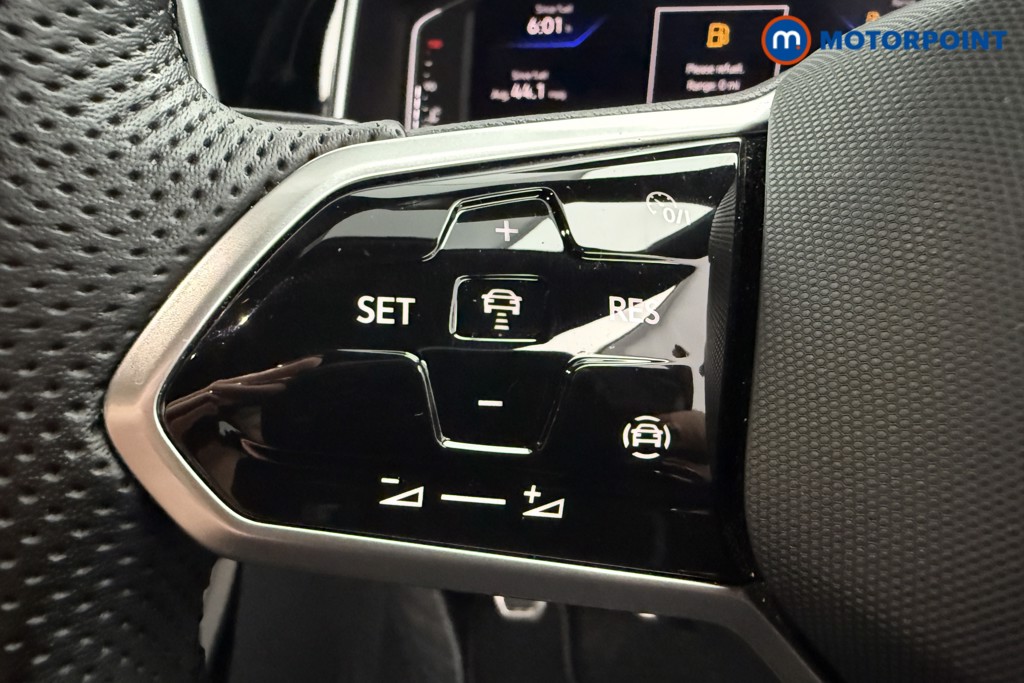 Used Volkswagen T-Roc 2022 for sale - 76526732: Photo 12