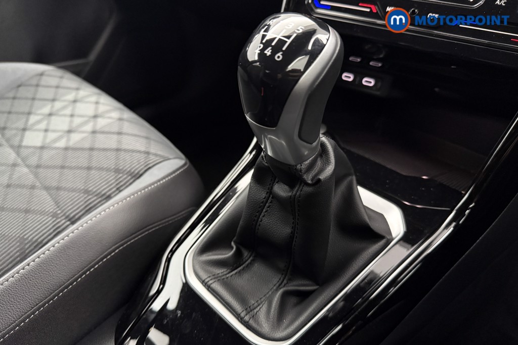 Used Volkswagen T-Roc 2022 for sale - 76526732: Photo 22