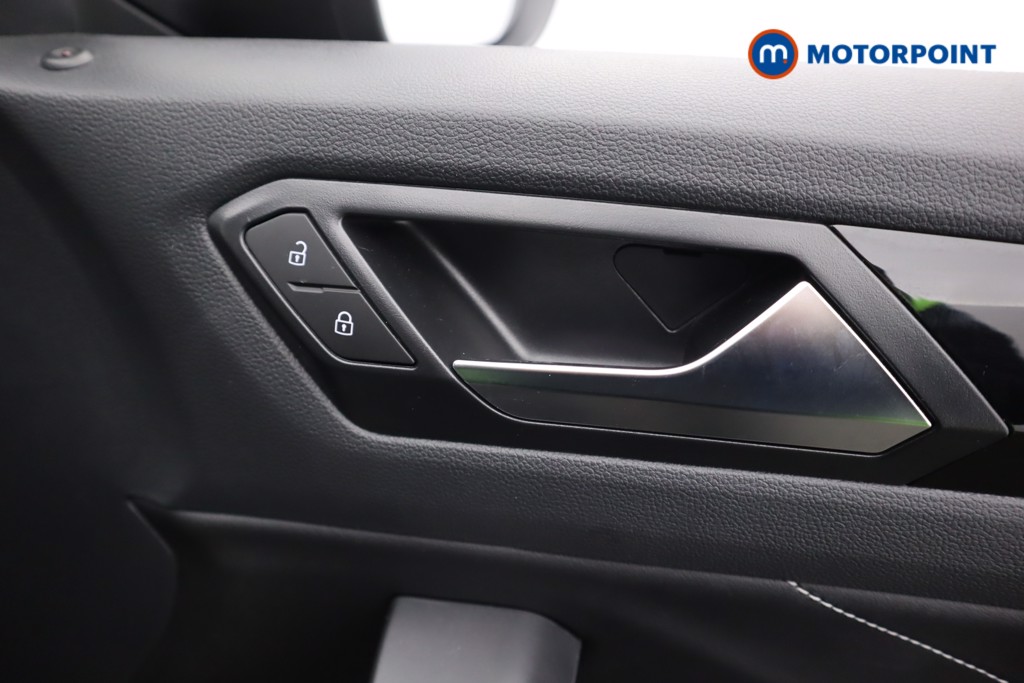 Used Volkswagen T-Roc 2025 for sale - 77088287: Photo 30