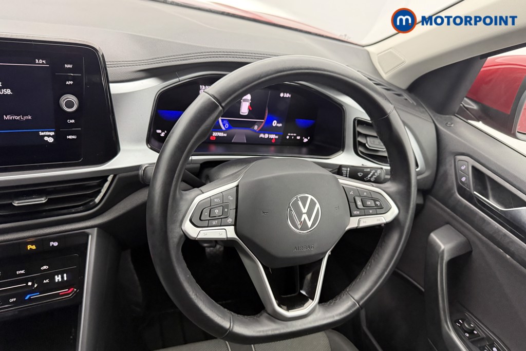 Used Volkswagen T-Roc 2023 for sale - 77180209: Photo 11