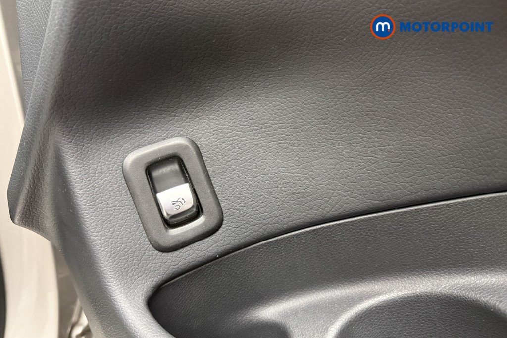 Used Mercedes-Benz GLC 2019 for sale - 76739139: Photo 40