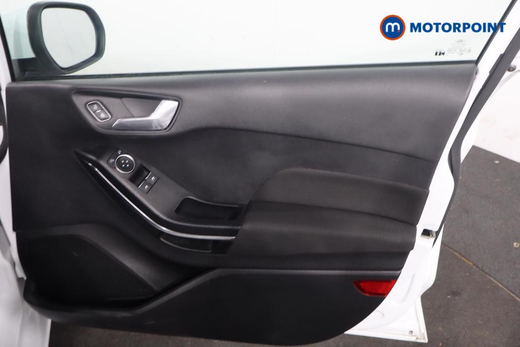 Used Ford Fiesta 2018 for sale - 78148802: Photo 14