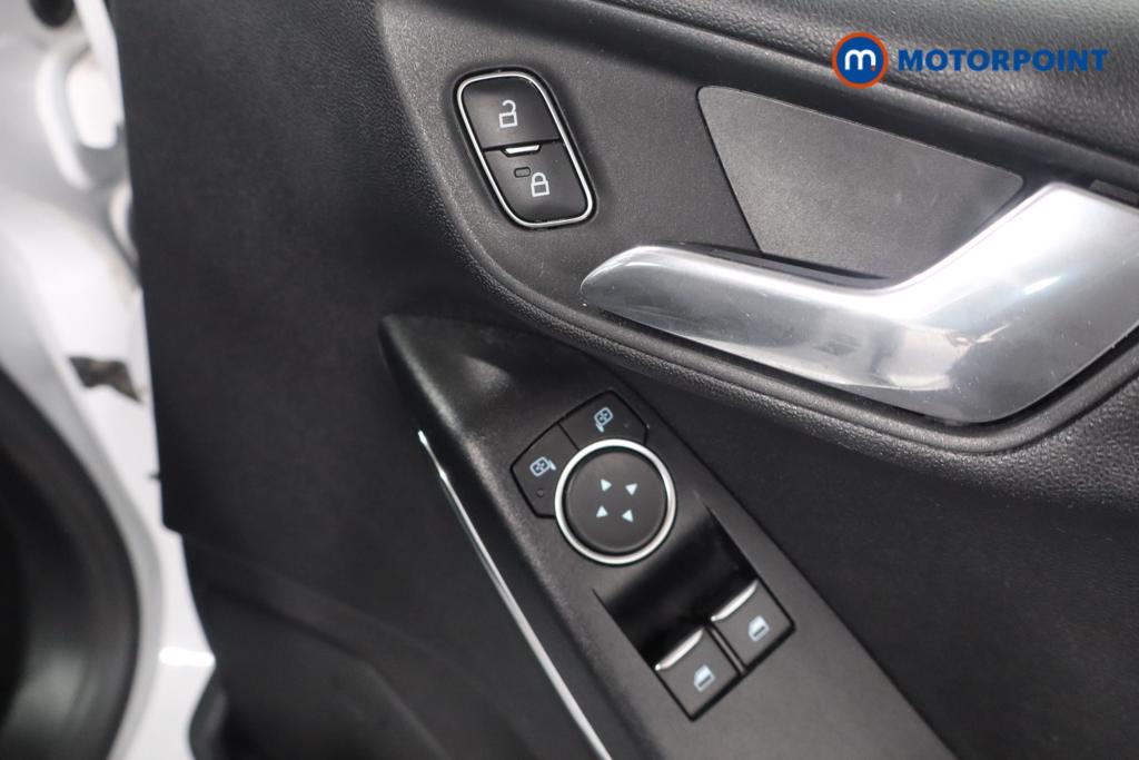 Used Ford Fiesta 2018 for sale - 78148802: Photo 15