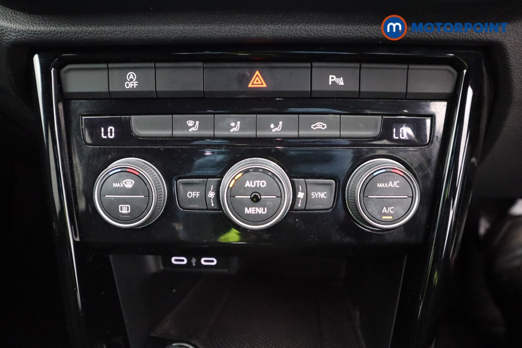 Used Volkswagen T-Roc 2021 for sale - 76374554: Photo 14