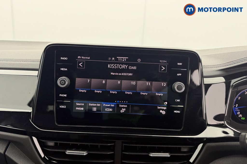 Used Volkswagen T-Roc 2025 for sale - 77187195: Photo 14