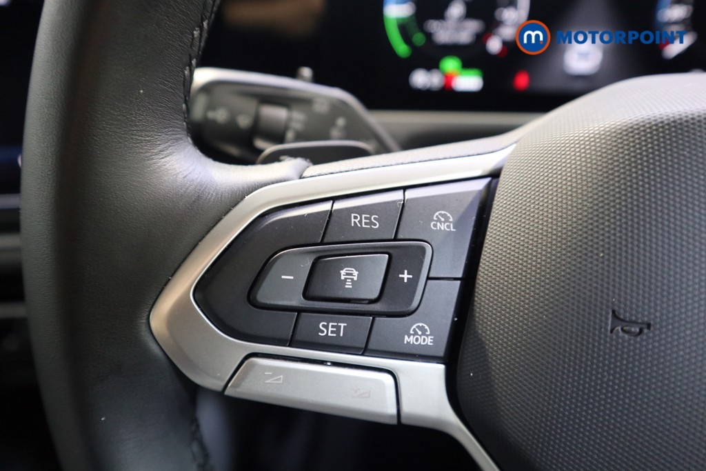 Used Volkswagen Passat 2025 for sale - 76394295: Photo 11