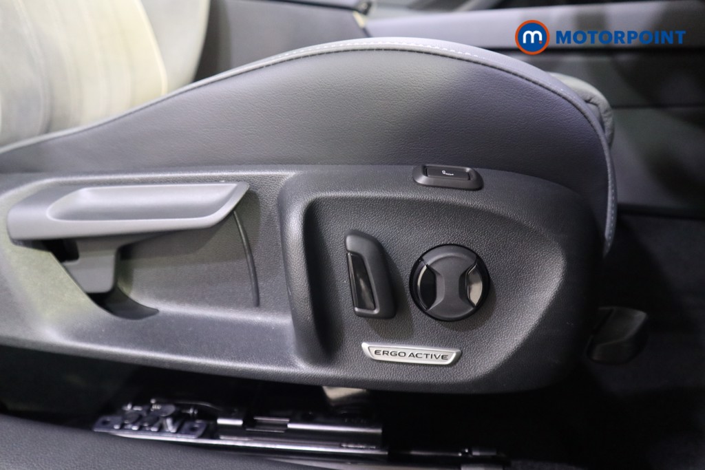 Used Volkswagen Passat 2025 for sale - 76394295: Photo 20