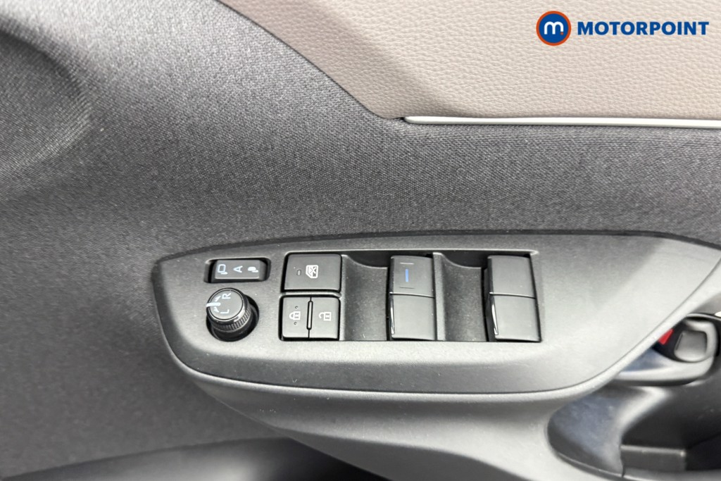 Used Toyota Yaris Cross 2023 for sale - 76835885: Photo 25