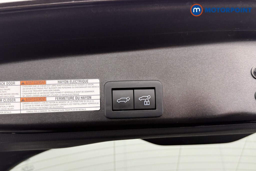 Used Toyota Yaris Cross 2023 for sale - 76835885: Photo 32