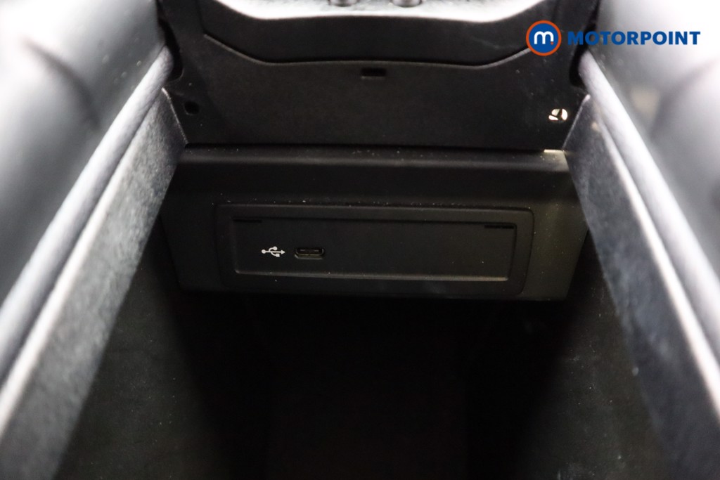 Used Mercedes-Benz GLB 2023 for sale - 77239944: Photo 27