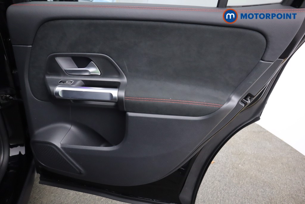 Used Mercedes-Benz GLB 2023 for sale - 77239944: Photo 39