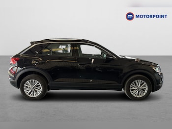 Used Volkswagen T-Roc 2022 for sale - 78937060: Photo