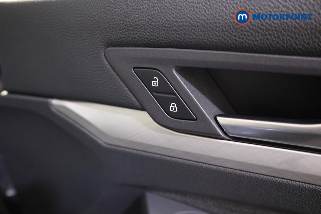 Used Volkswagen Golf 2024 for sale - 77327009: Photo 18