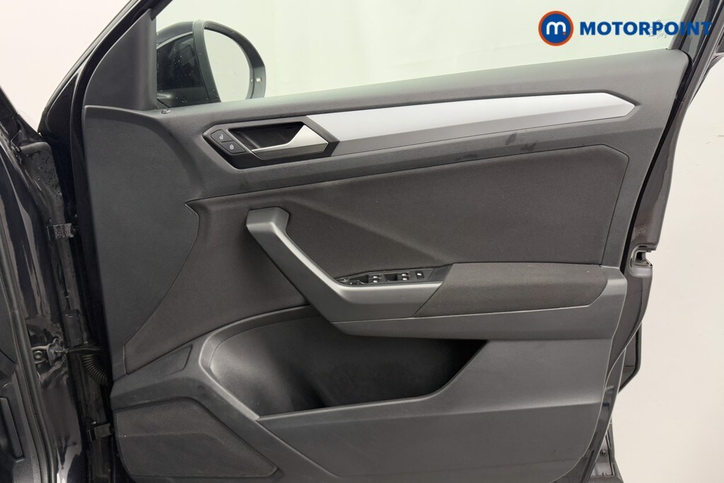 Used Volkswagen T-Roc 2022 for sale - 77688461: Photo 27