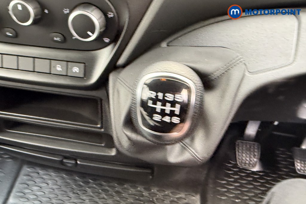 Used Iveco Daily 2025 for sale - 77248837: Photo 12