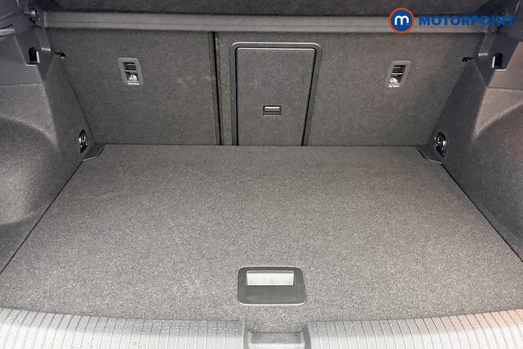 Used Volkswagen T-Roc for sale - 77324153: Photo 30