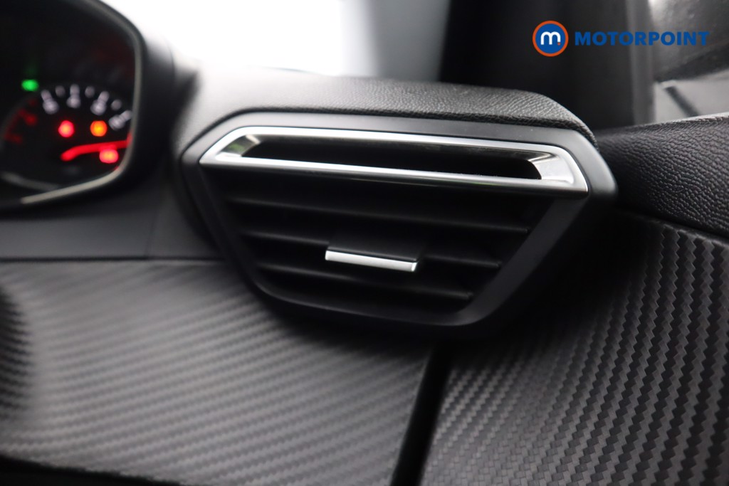 Used Peugeot 2008 2021 for sale - 76889965: Photo 19