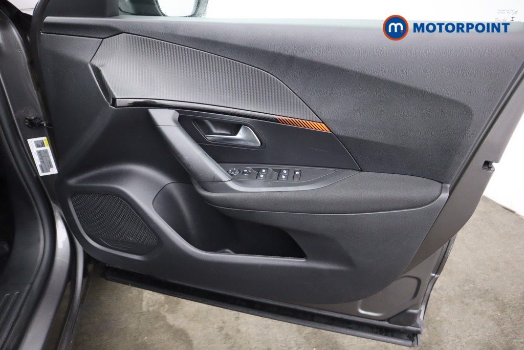 Used Peugeot 2008 2021 for sale - 76889965: Photo 29