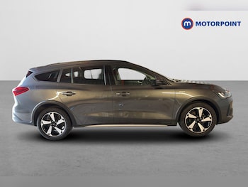 Used Ford Focus 2023 for sale - 78109749: Photo