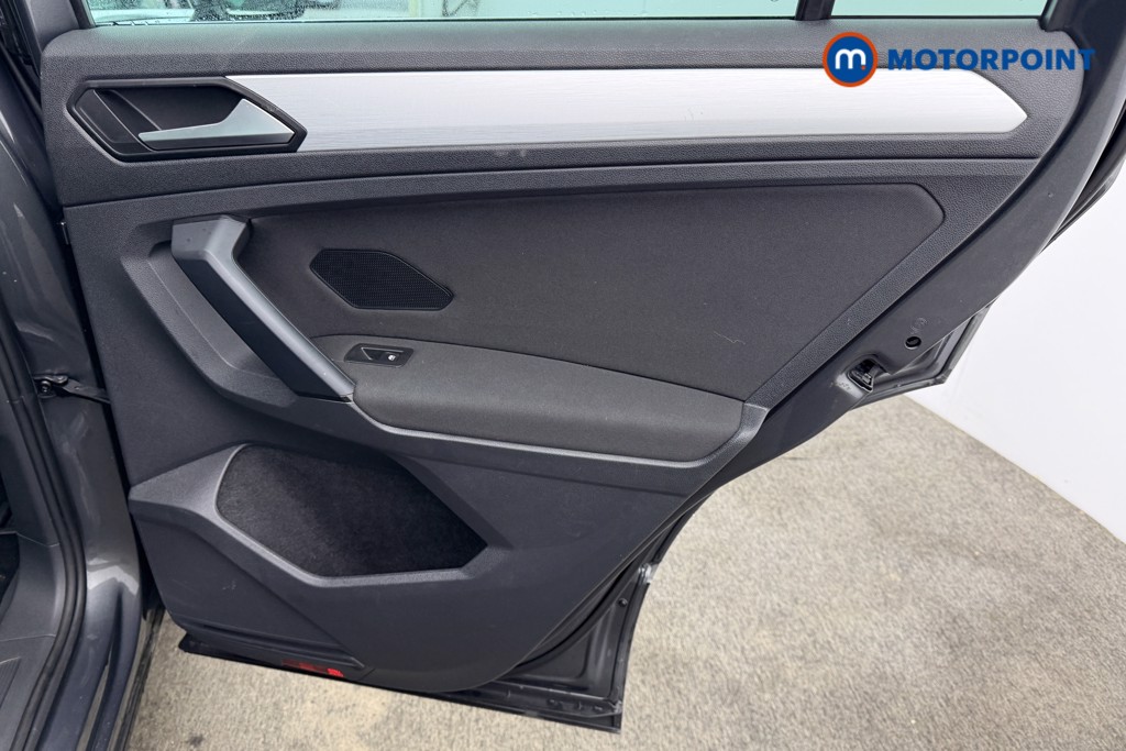 Used Volkswagen Tiguan 2020 for sale - 77259302: Photo 37