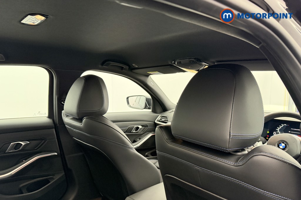 Used BMW 3 Series 2024 for sale - 77417845: Photo 32