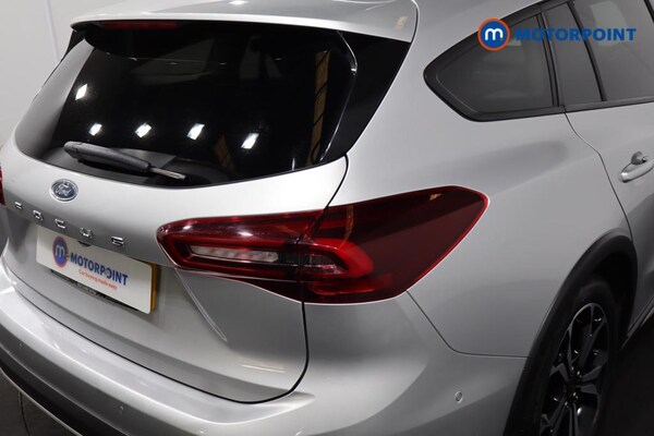 Used Ford Focus 2023 for sale - 76067888: Photo 14