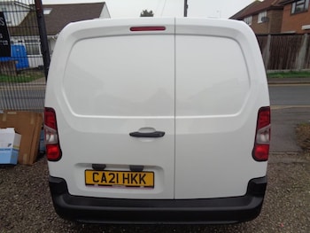 Used Citroen Berlingo 2021 for sale - 76591007: Photo