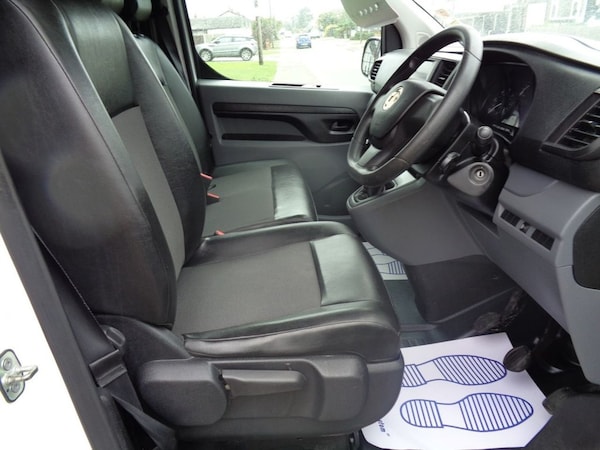 Used Vauxhall Vivaro 2020 for sale - 76210629: Photo 5