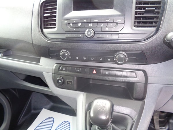 Used Vauxhall Vivaro 2020 for sale - 76210629: Photo 7