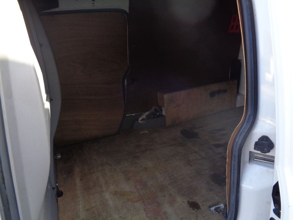 Used Volkswagen Caddy Maxi 2009 for sale - 77765480: Photo 11