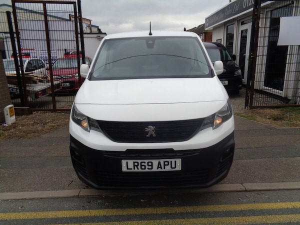 Used Peugeot Partner 2019 for sale - 76303533: Photo 2