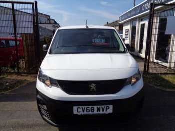 Used Peugeot Partner 2018 for sale - 75111216: Photo