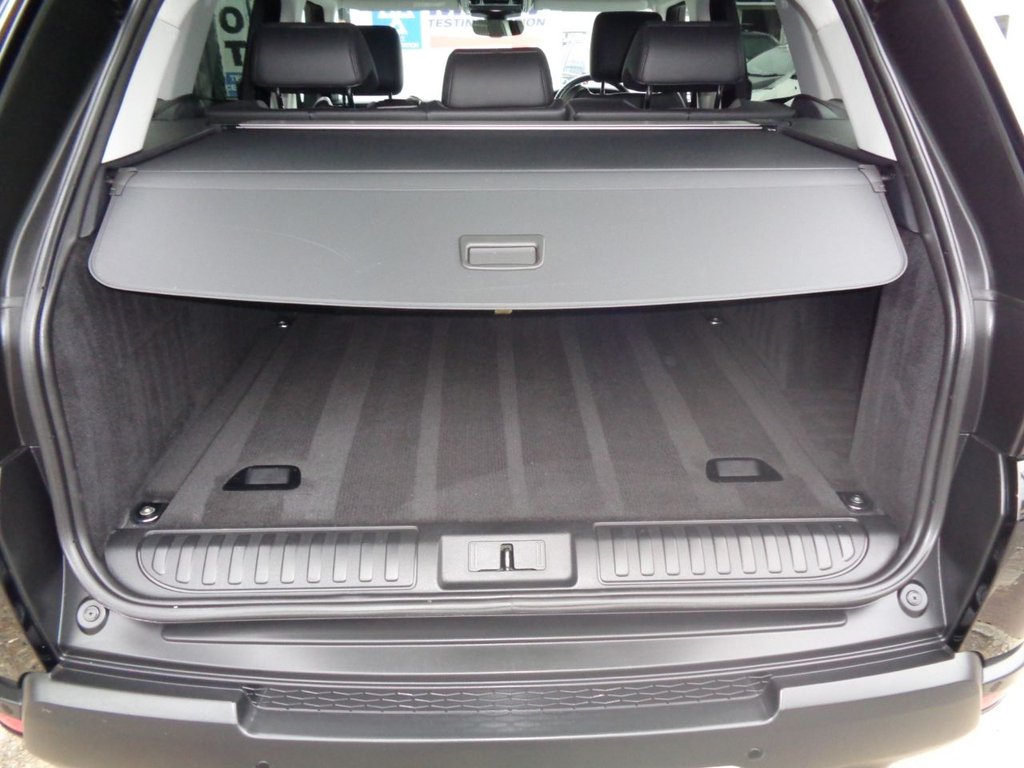 Used Land Rover Range Rover Sport 2017 for sale - 76323212: Photo 11