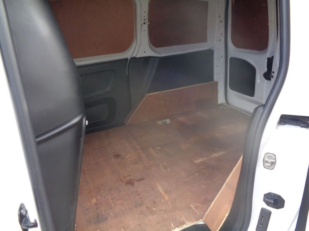 Used Peugeot Partner 2019 for sale - 77139629: Photo 9