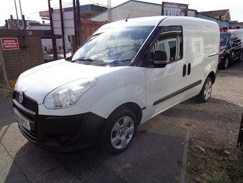 Used Fiat Doblo 2015 for sale - 75676003: Photo