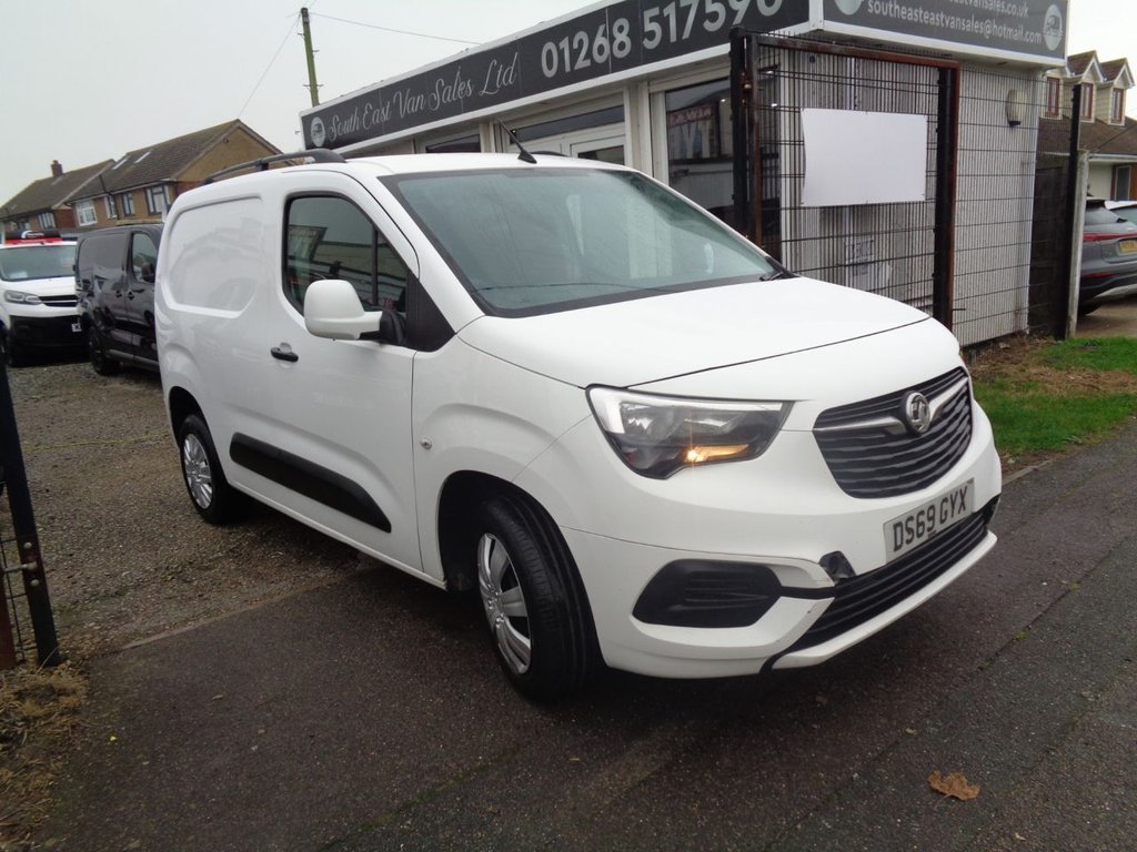 Used Vauxhall Combo 2019 for sale - 76509989: Photo 1