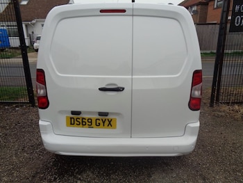 Used Vauxhall Combo 2019 for sale - 76509989: Photo