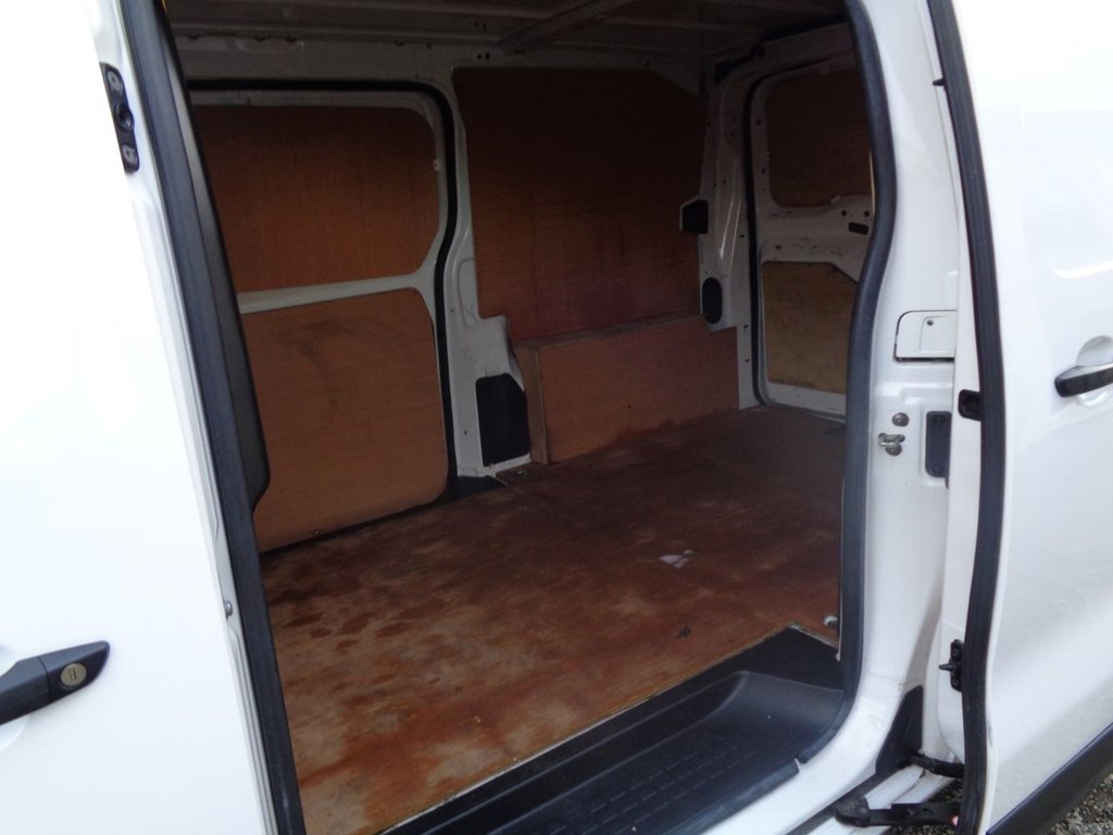 Used Vauxhall Vivaro 2020 for sale - 76482103: Photo 8