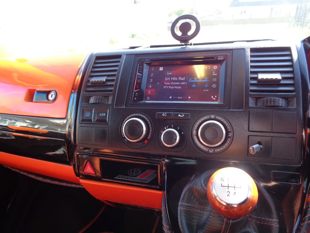 Used Volkswagen Transporter 2004 for sale - 77236755: Photo 6